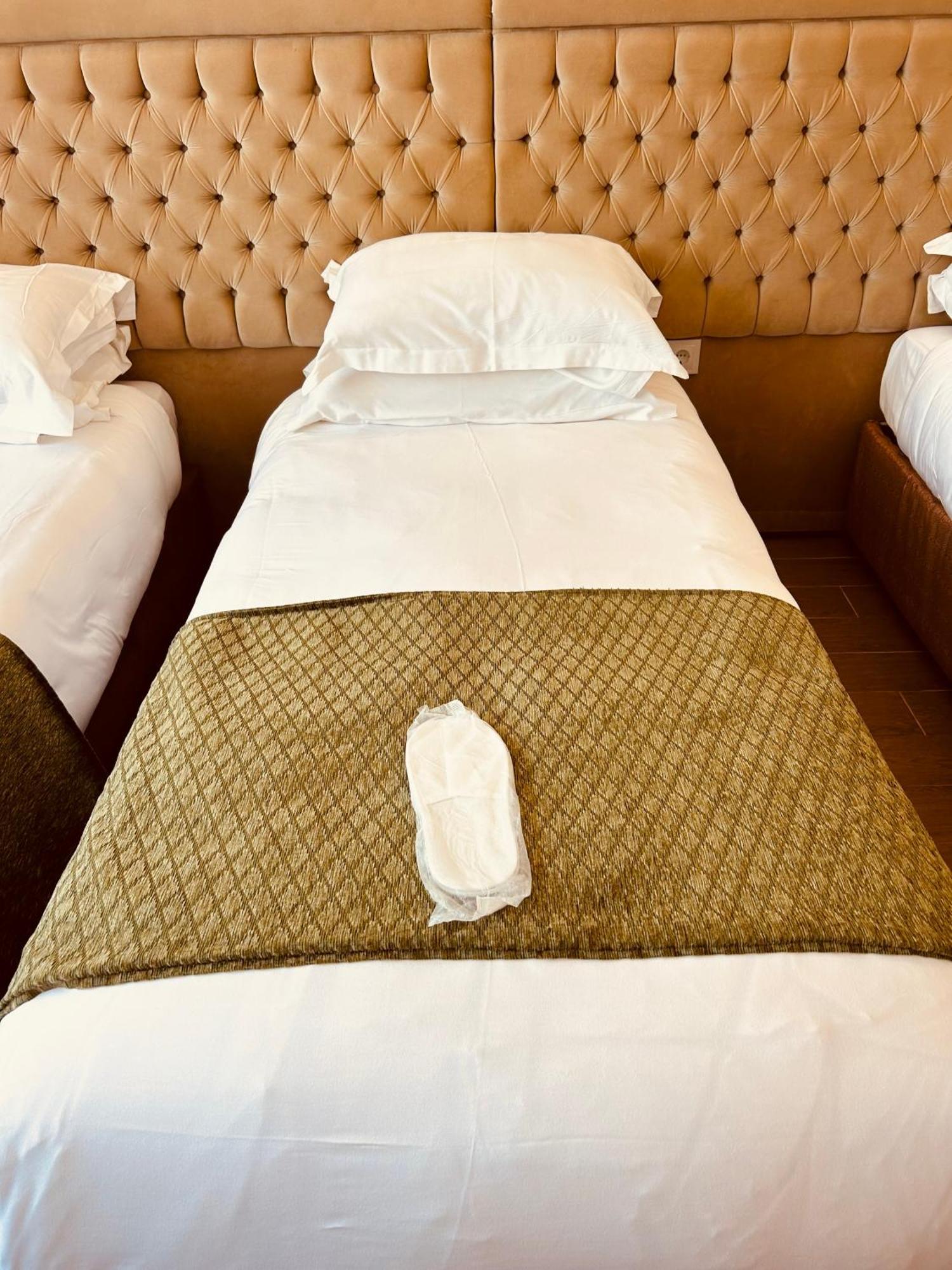 Lily Rooms Istanbul Bagian luar foto