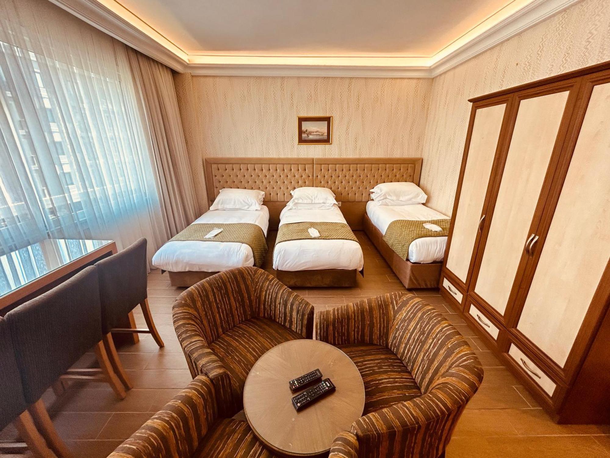 Lily Rooms Istanbul Bagian luar foto
