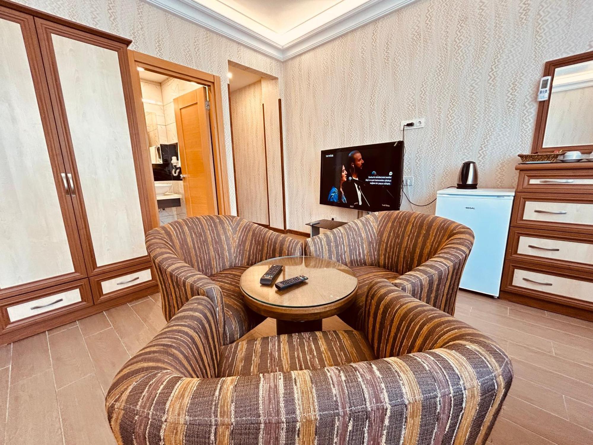 Lily Rooms Istanbul Bagian luar foto