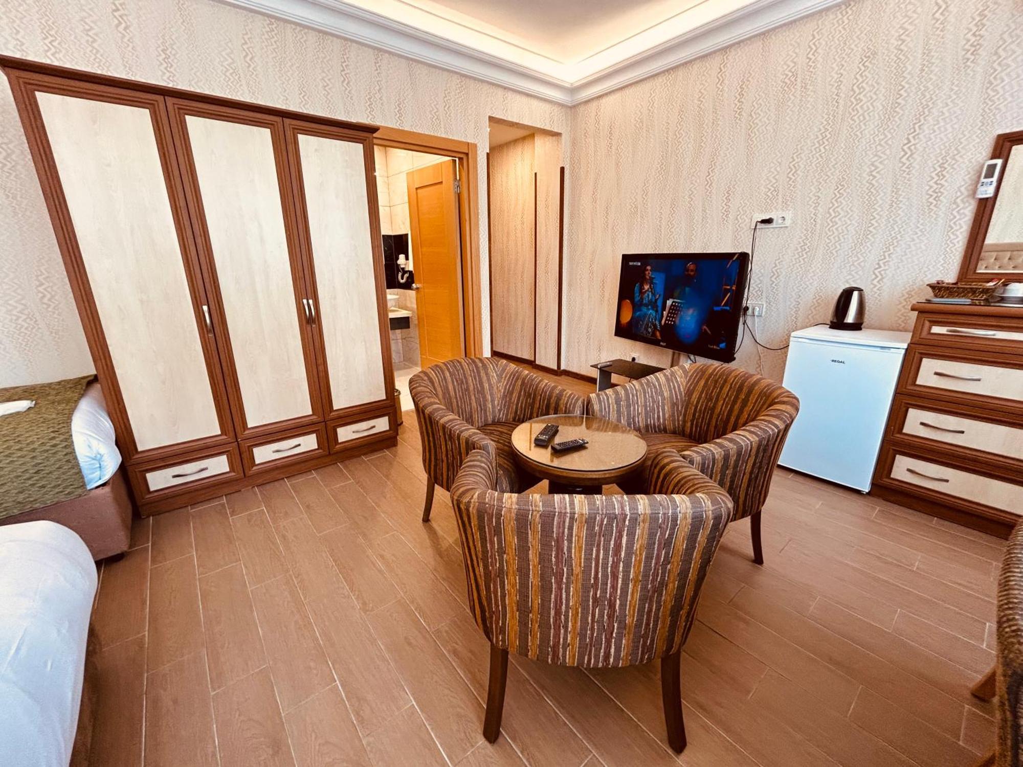 Lily Rooms Istanbul Bagian luar foto