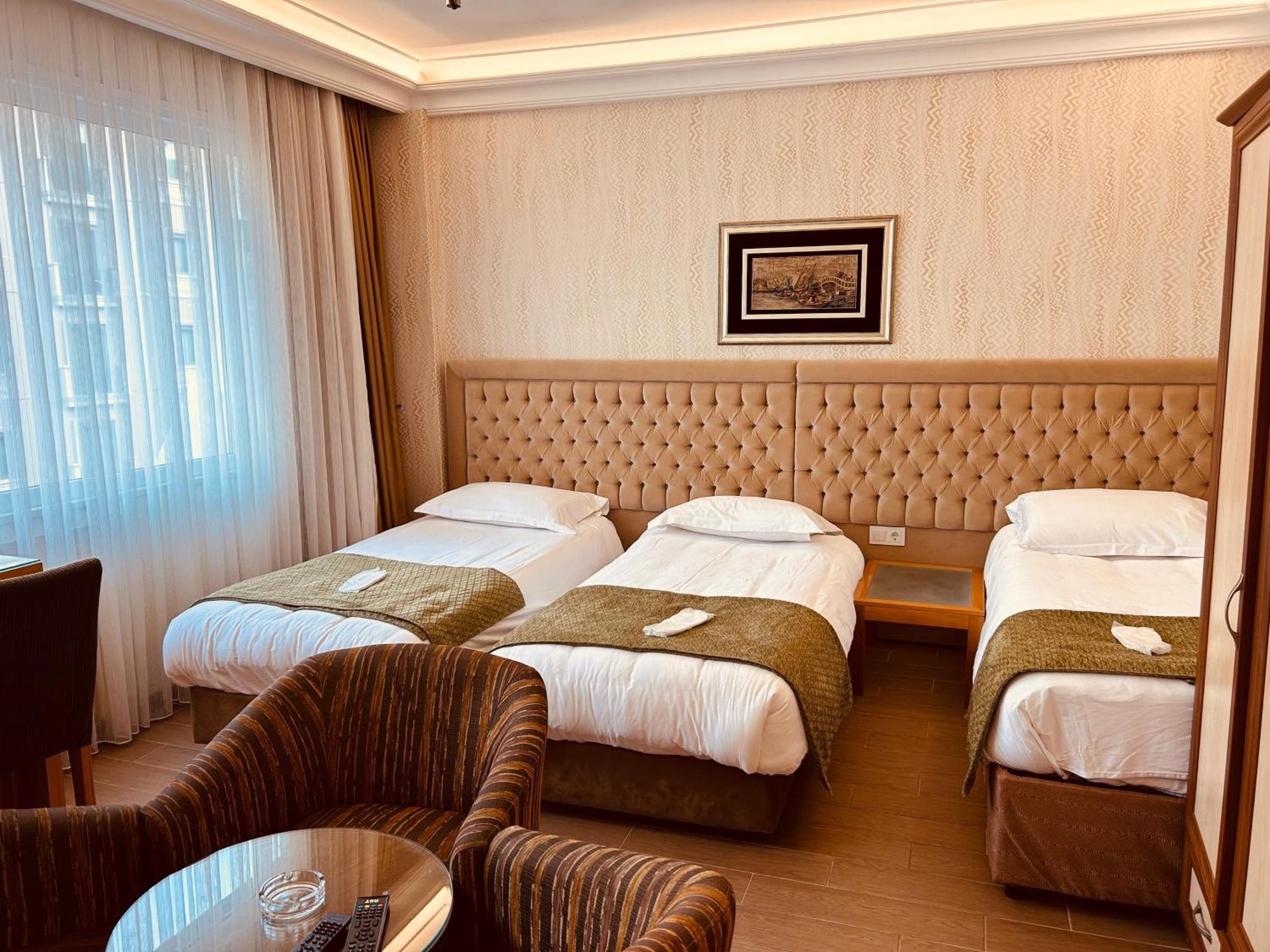 Lily Rooms Istanbul Bagian luar foto